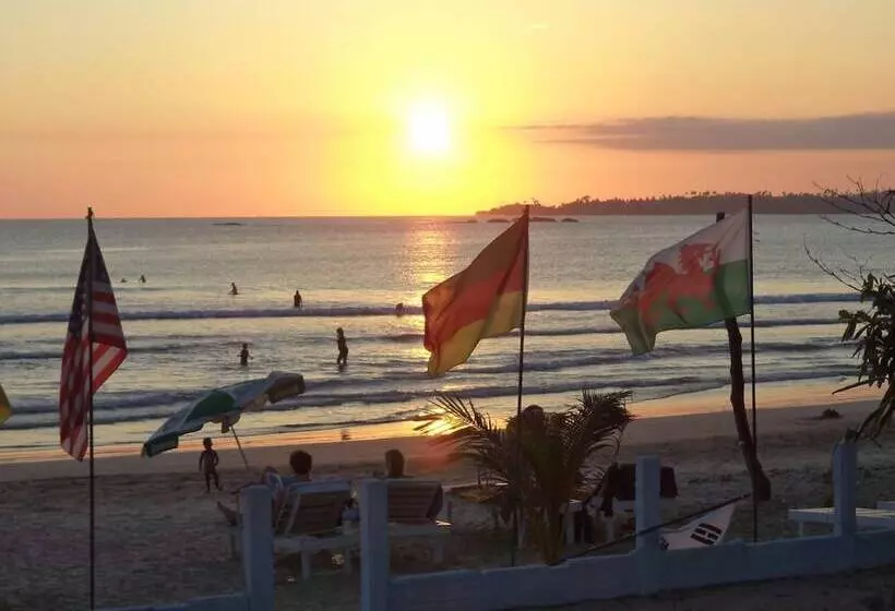 Fotos del hotel Latheena Resort:  18