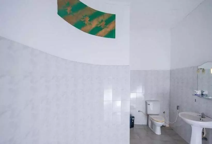 Fotos del hotel Latheena Resort:  17