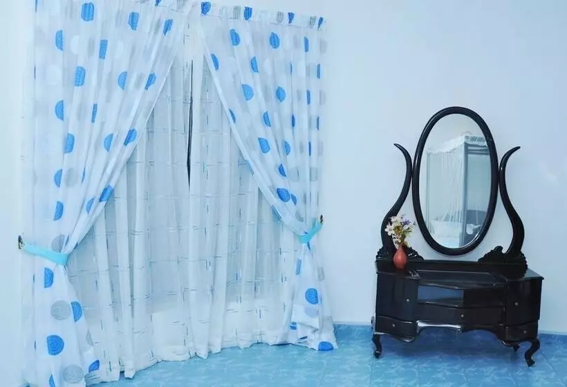 Fotos del hotel Latheena Resort:  10