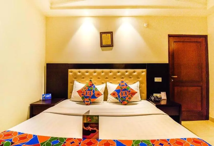 Fotos del hotel Le Golden:  4