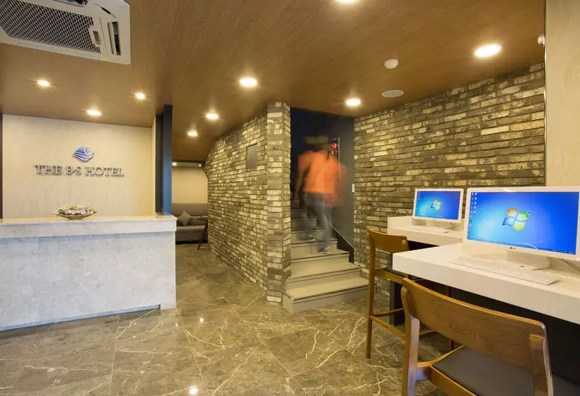 Fotos del hotel The Bs:  3