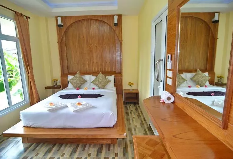 Fotos del hotel Phuchawee Lanta Villa:  5