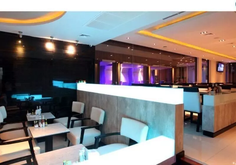 Fotos del hotel Serenotel Pattaya:  16