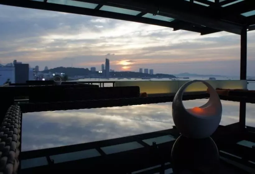 Fotos del hotel Serenotel Pattaya:  8