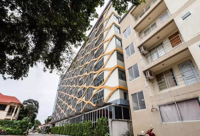 Curve Boutique Pattaya