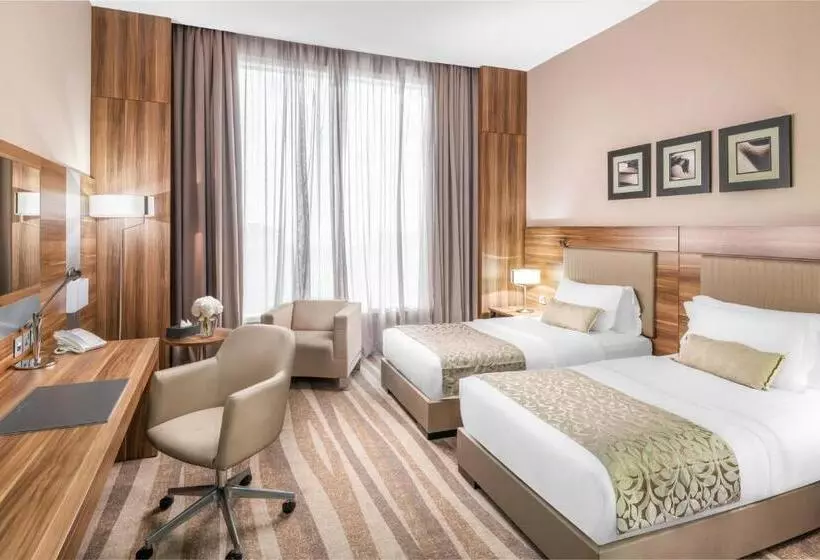 Bay La Sun  And Marina  Kaec