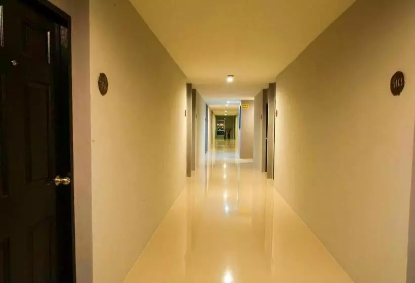 Fotos del hotel Dwella Suvarnabhumi:  2