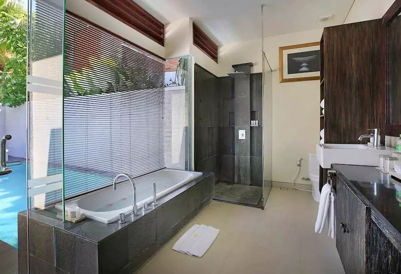 Fotos del hotel Royal Samaja Villas:  7