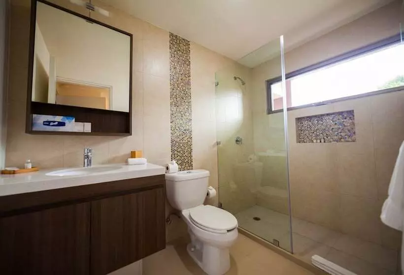 Fotos del hotel The 5th Avenue:  3