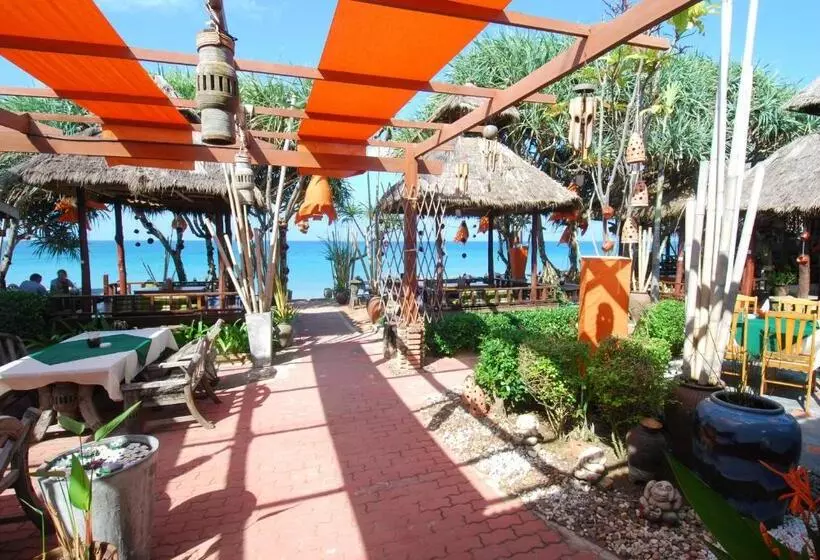 Fotos del hotel Clean Beach Resort:  10