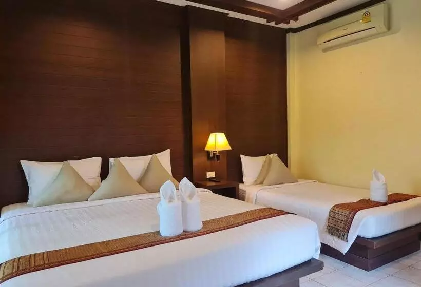 Fotos del hotel Clean Beach Resort:  17