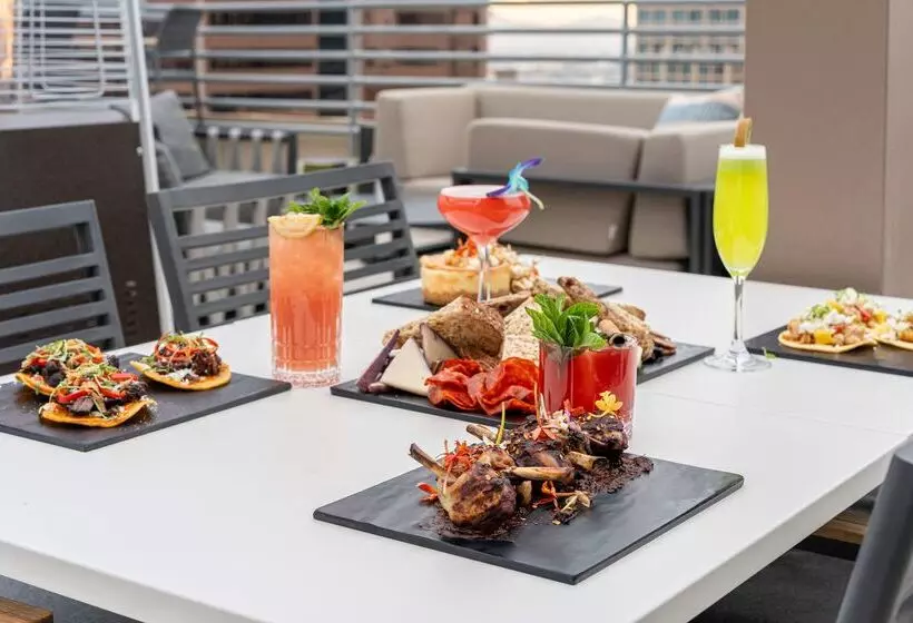 Fotos del hotel Hilton Garden Inn Phoenix Downtown:  8