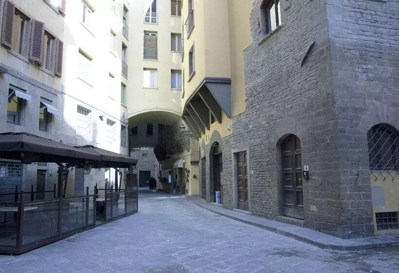 Fotos del hotel La Torre Dei Salterelli:  4