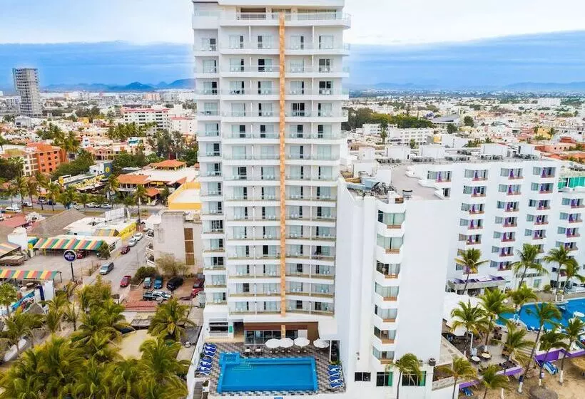 Pacific Palace Beach Tower