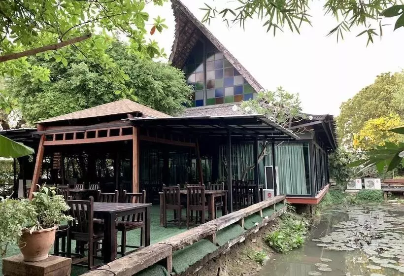 Fotos del hotel The Loft Resort Bangkok:  2