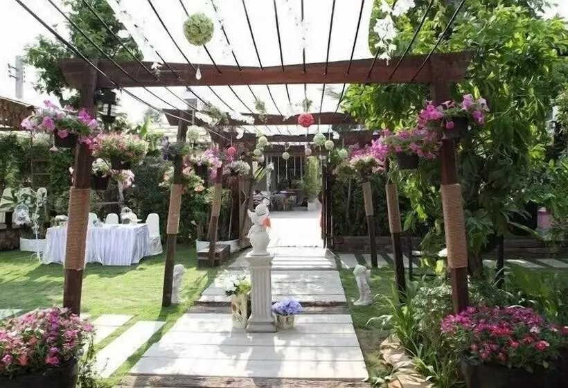 Fotos del hotel The Loft Resort Bangkok:  13