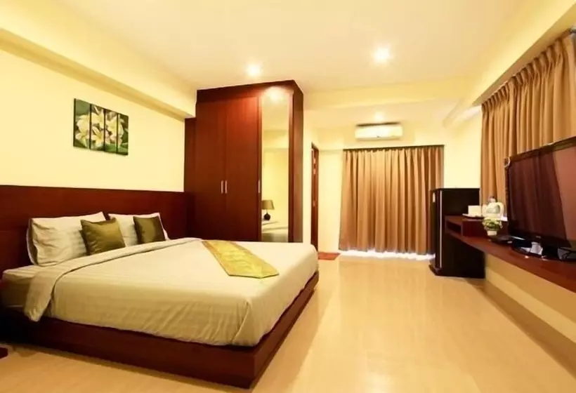 The Loft Resort Bangkok