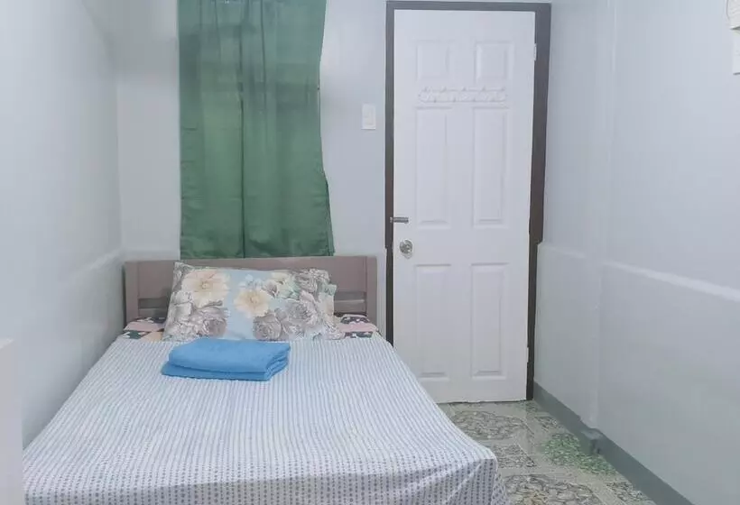 Fotos del hotel Honeycomb Tourist Inn:  19