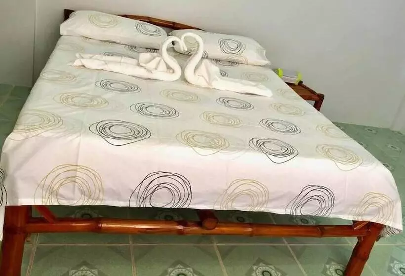 Fotos del hotel Honeycomb Tourist Inn:  24