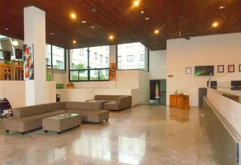 Fotos del hotel Dafam Savvoya Seminyak:  3