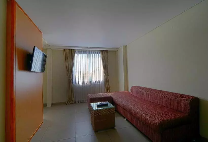 Fotos del hotel Dafam Savvoya Seminyak:  25