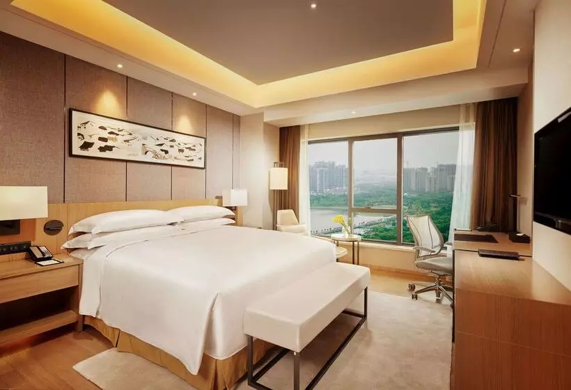 Hilton Suzhou