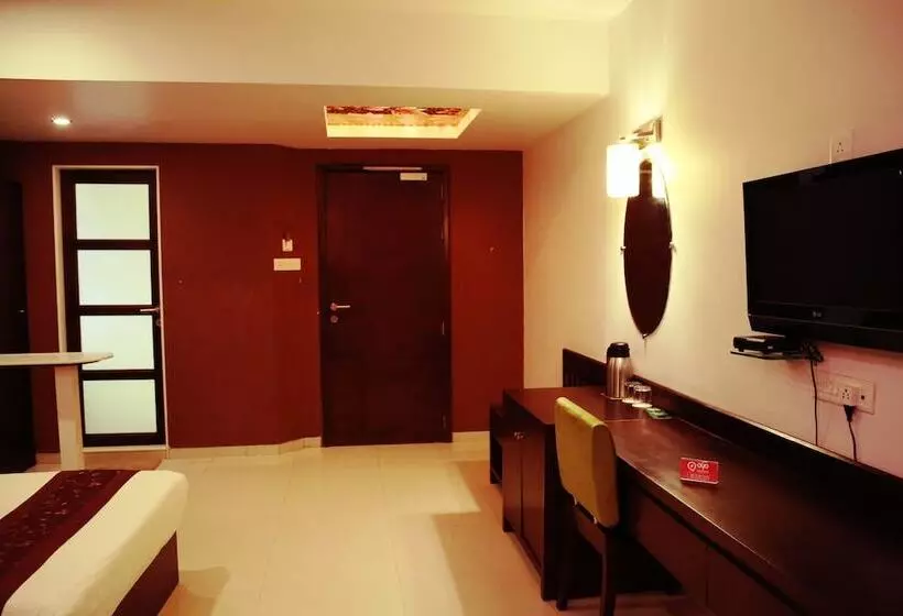 Fotos del hotel Bhairavee:  9