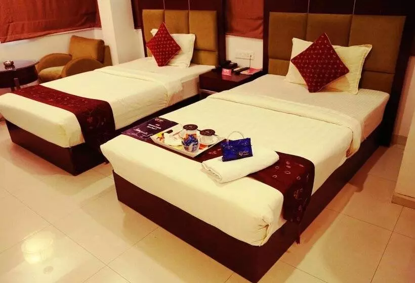 Fotos del hotel Bhairavee:  14