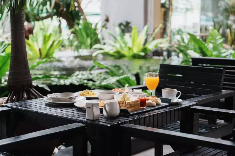 Fotos del hotel Green  And Resort:  17