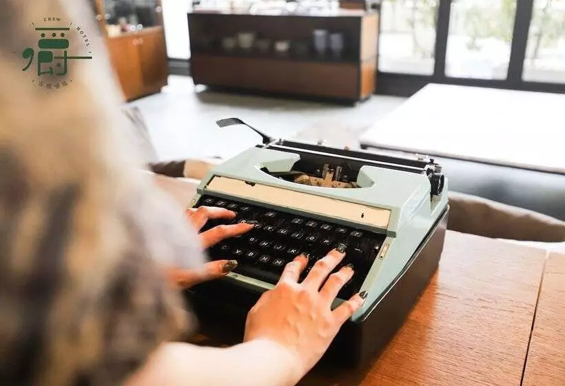 Fotos del hotel Roots Inn:  3