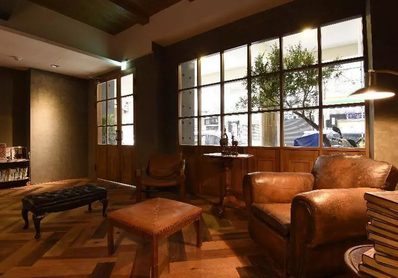 Fotos del hotel Roots Inn:  17