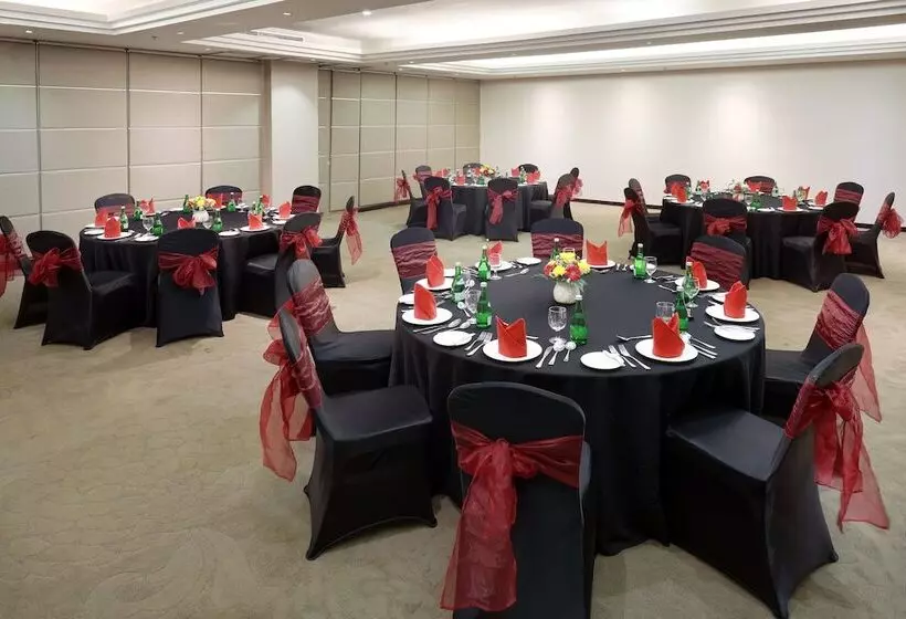 Fotos del hotel Swiss-belhotel Airport Jakarta:  14