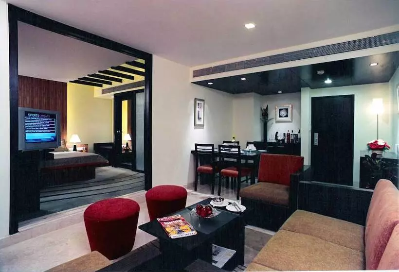 Fotos del hotel Centurion Inn:  11