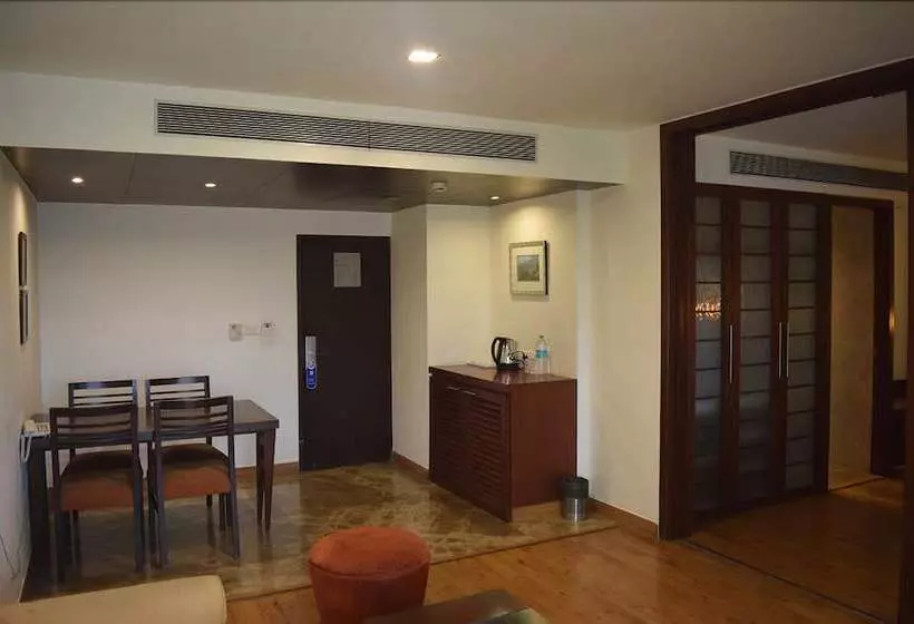 Fotos del hotel Centurion Inn:  7