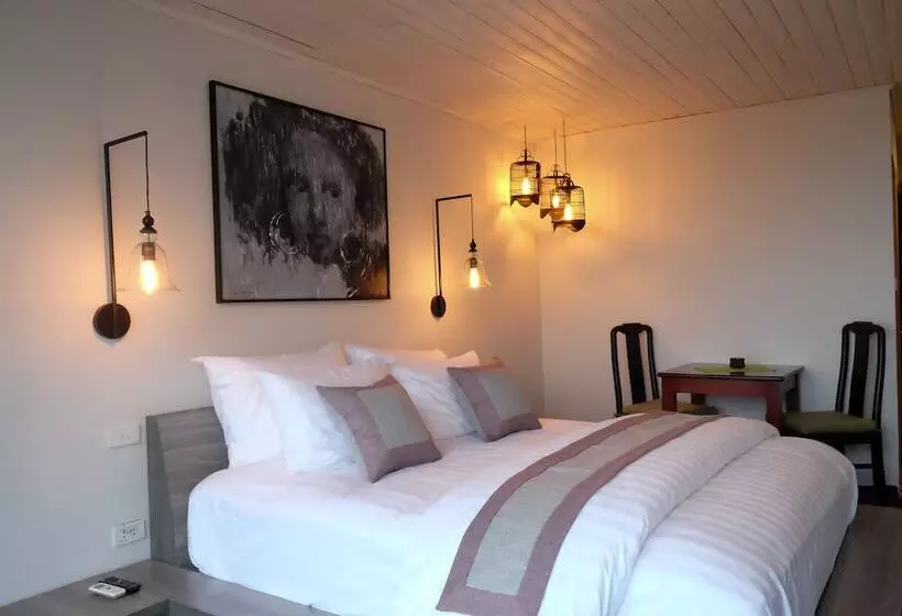 The Hill Station Boutique