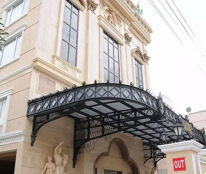 Fotos del hotel The Legends:  5