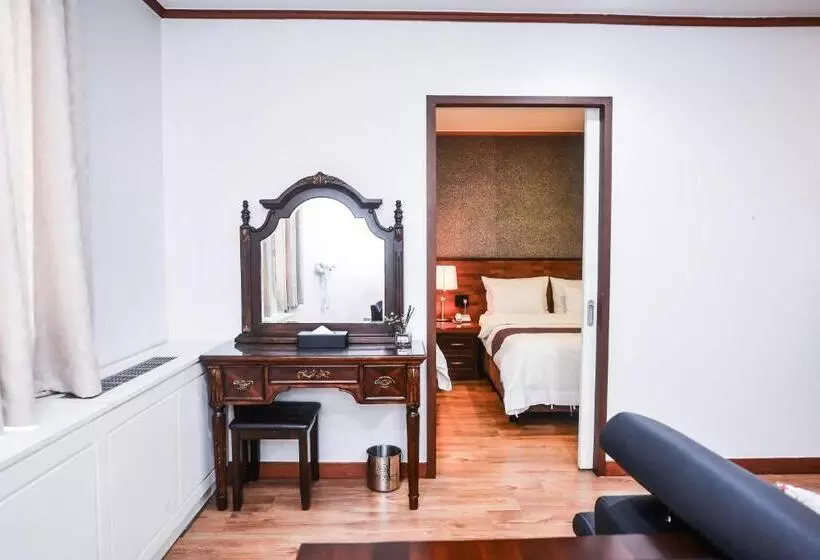 Fotos del hotel Noblesse:  11