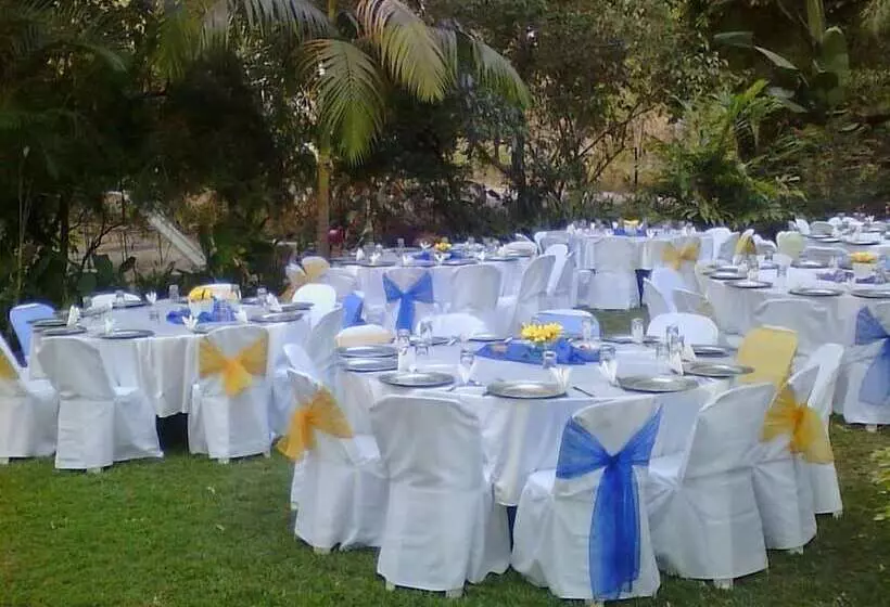 Fotos del hotel Palmwood Lodge:  6