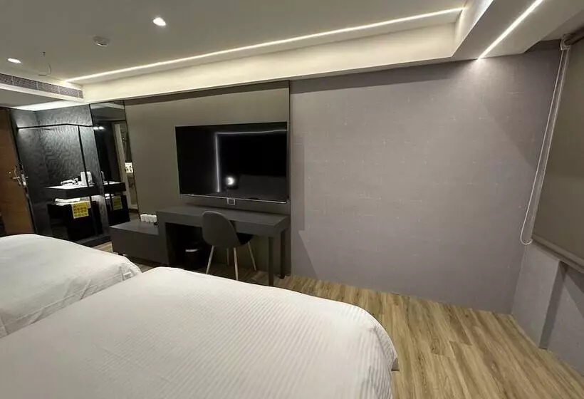 Fotos del hotel Paris:  9