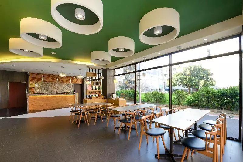 Fotos del hotel Ximen Hedo  Kangding,taipei:  4