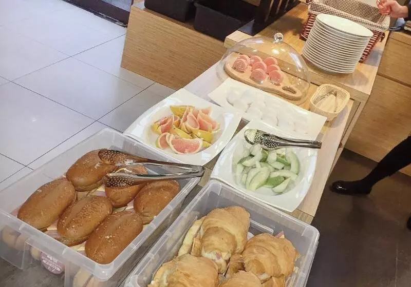 Fotos del hotel Ximen Hedo  Kangding,taipei:  3