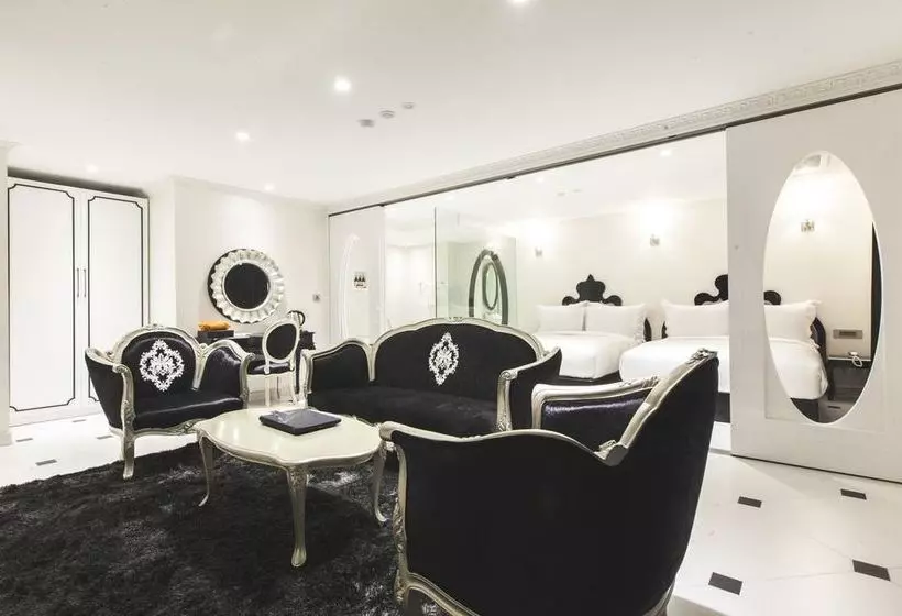 Fotos del hotel Richwell:  20