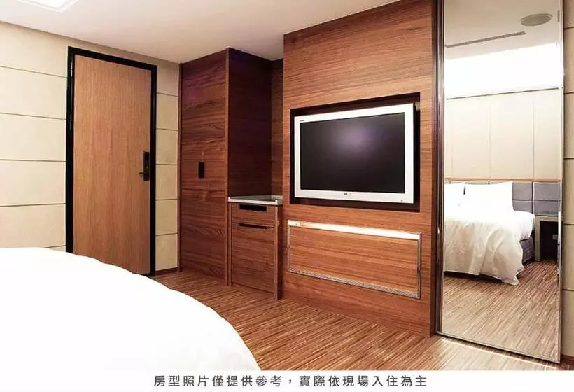Fotos del hotel Royal Group  Chun Shan Branch:  21