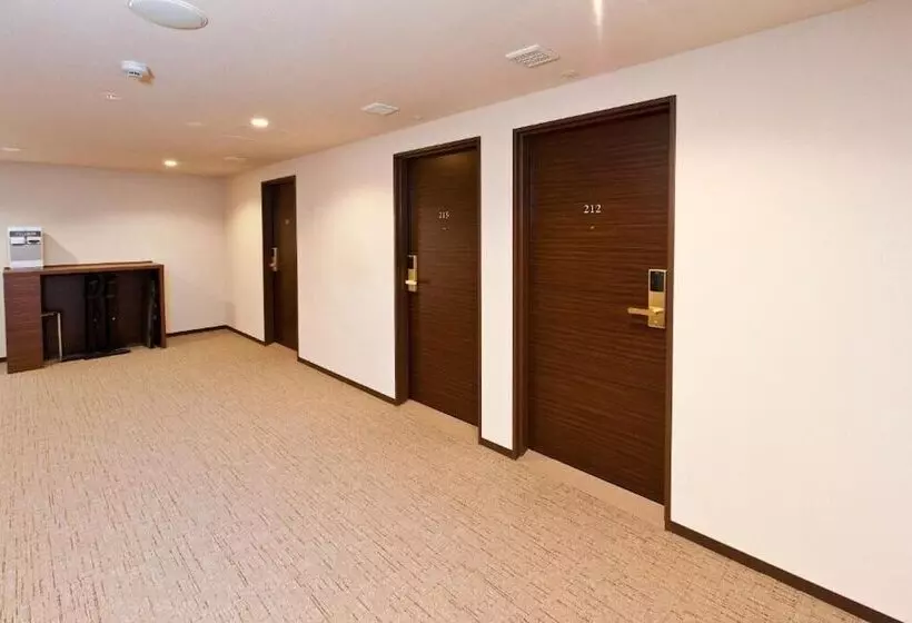 Fotos del hotel Sotetsu Fresa Inn Tokyotamachi:  2