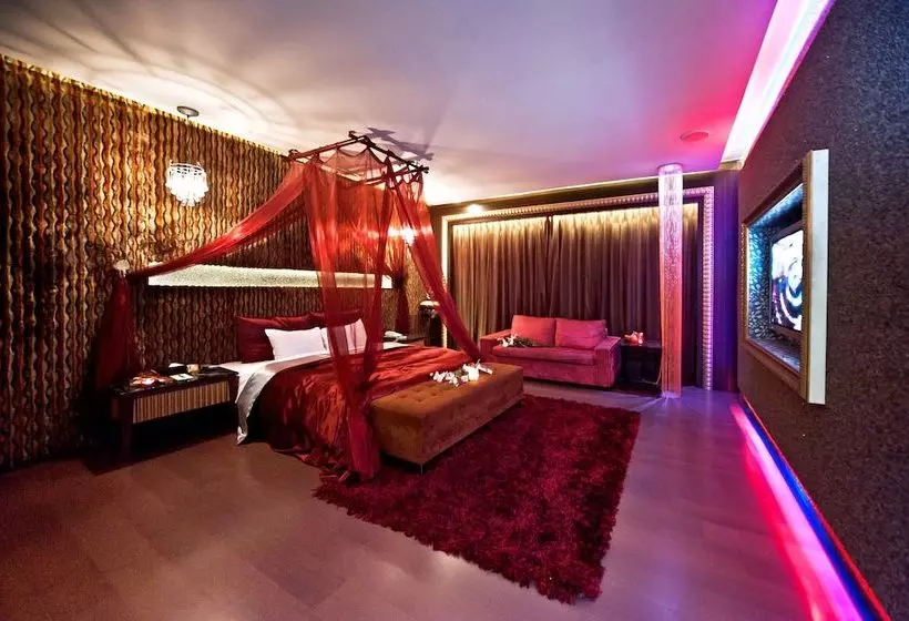 Fotos del hotel Xintiandi Motel:  6