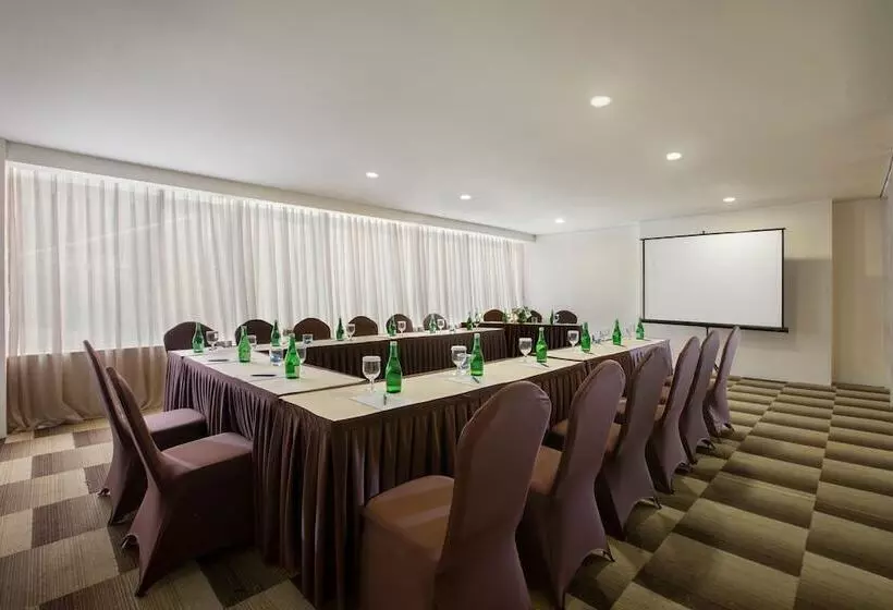 Fotos del hotel Grandhika Iskandarsyah:  7