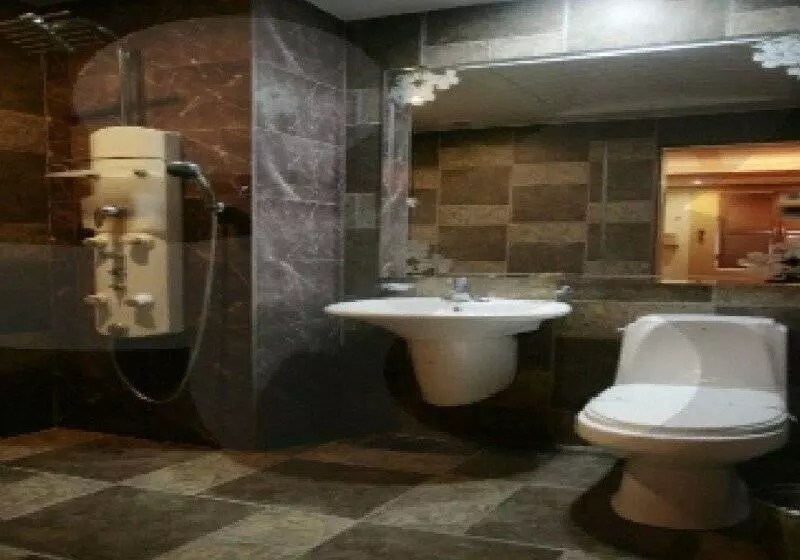 Fotos del hotel Seaworld:  5