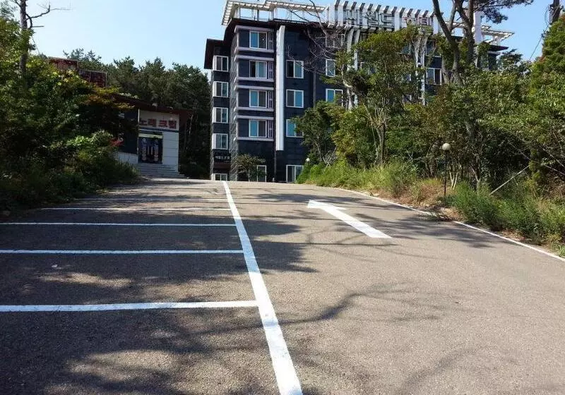 Fotos del hotel Seaworld:  6