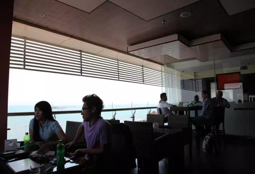 Fotos del hotel Aerotel Smile Losari:  16