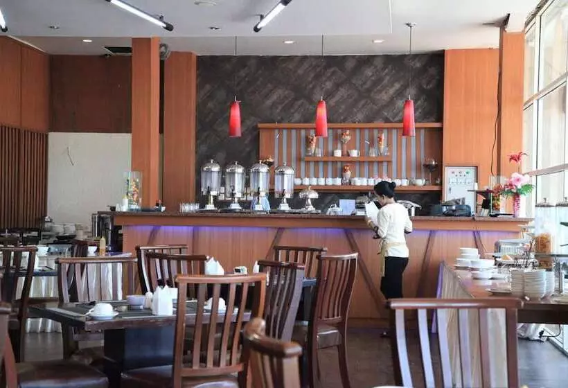 Fotos del hotel Aerotel Smile Losari:  11